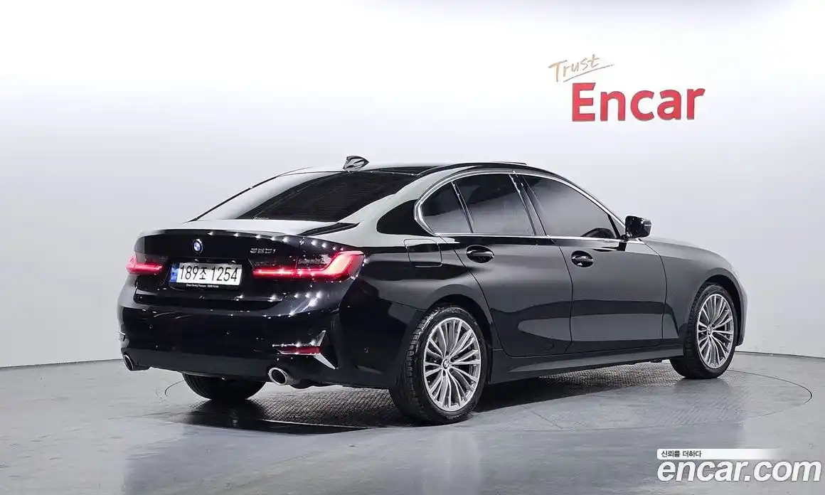 BMW 3-Series 2021 2.0 Автомат в Москве № 1347335, фото 2