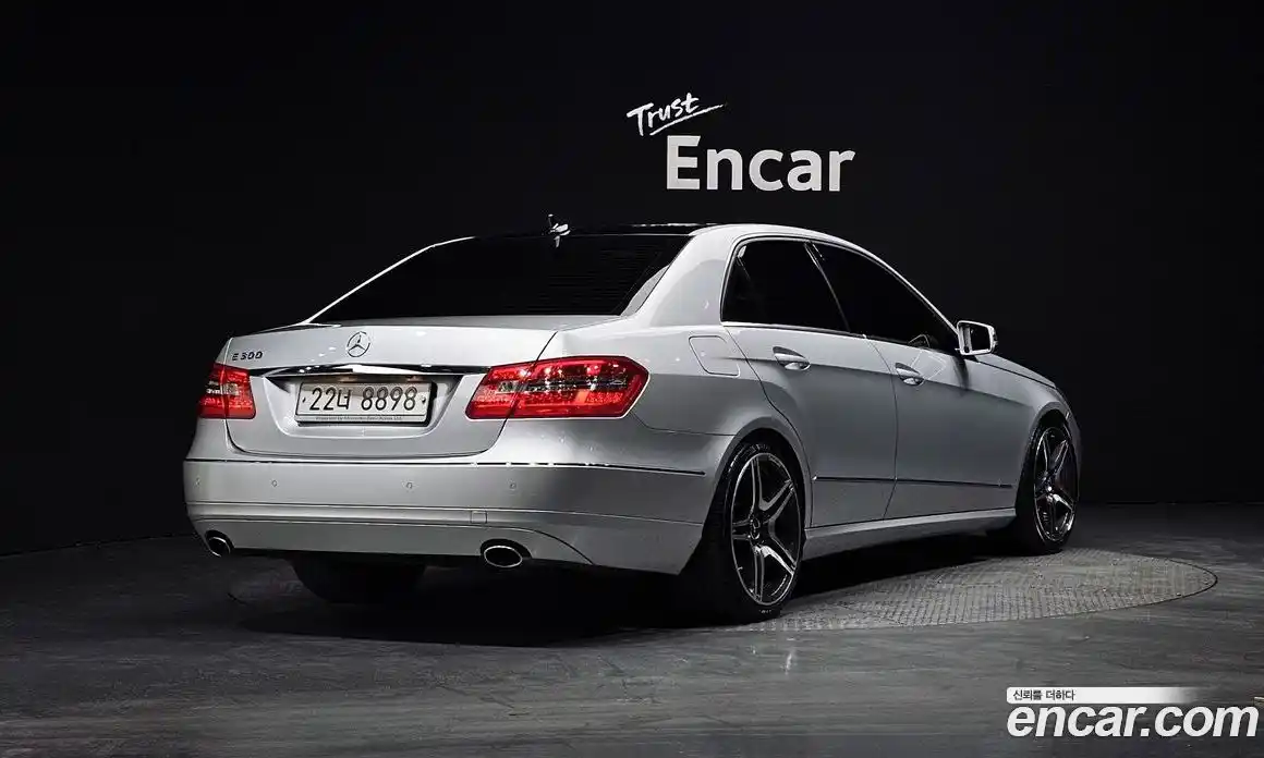 Mercedes-Benz E-Class 2010 3.0 гидро в Москве № 1348043, фото 2