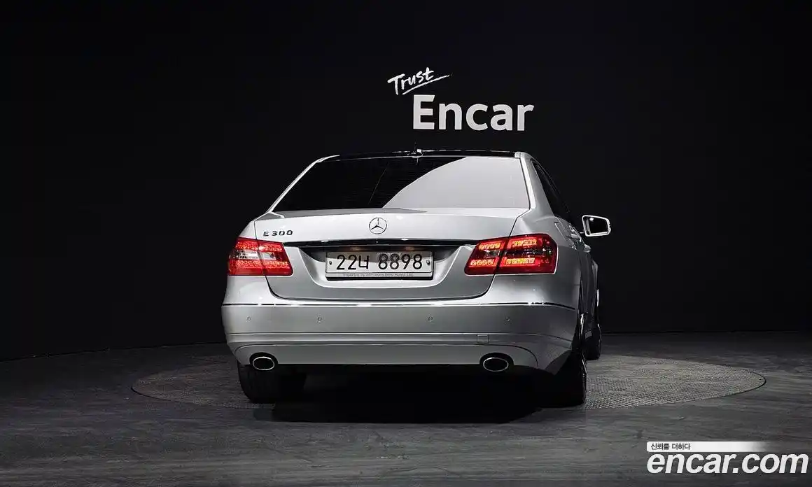 Mercedes-Benz E-Class 2010 3.0 гидро в Москве № 1348043, фото 4