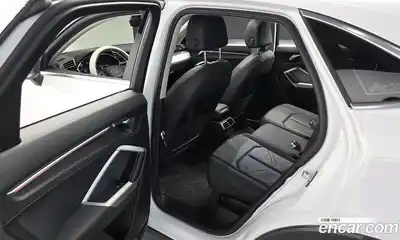 Audi Q3 2020 2.0 гидро в Москве № 1348384, миниатюра 12