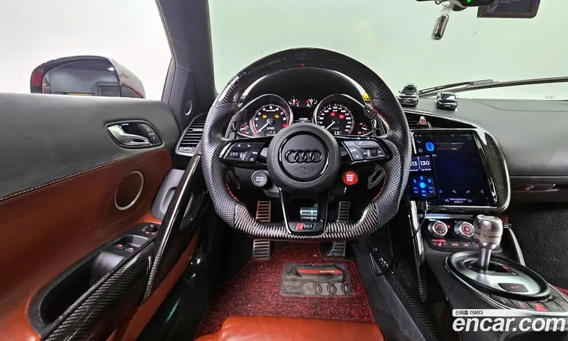 Audi R8 2011 5.2 гидро в Москве № 1348435, фото 11