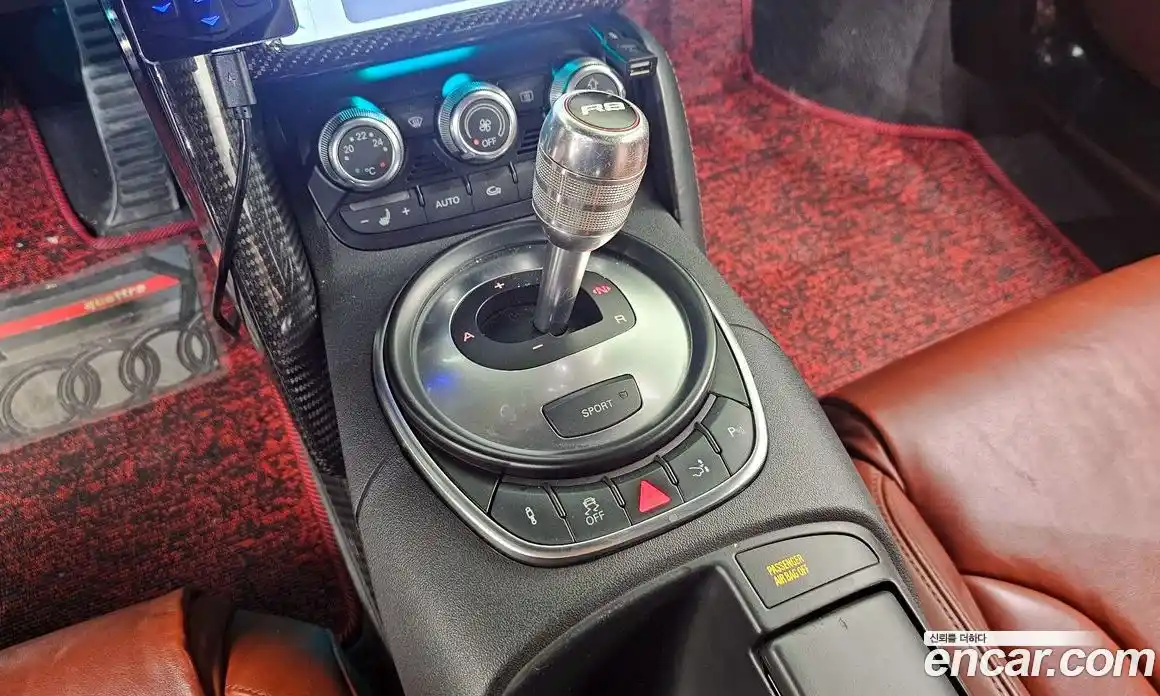 Audi R8 2011 5.2 гидро в Москве № 1348435, фото 9