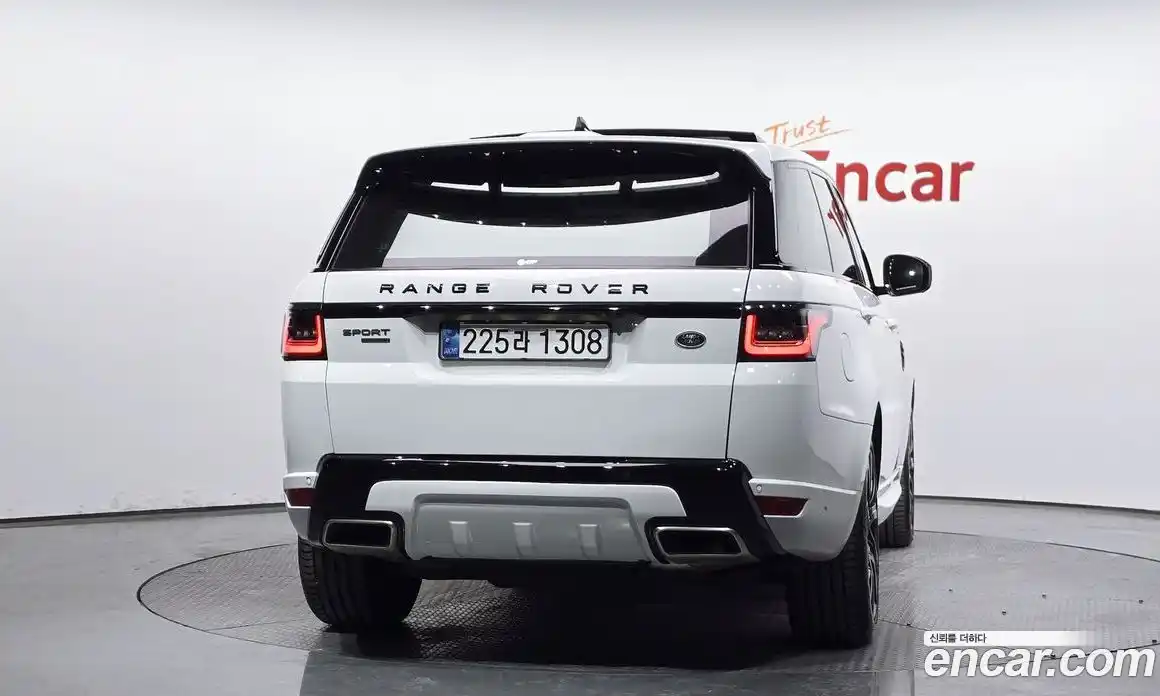 Land Rover Range-Rover Sport 2018 3.0 гидро в Москве № 1349487, фото 4