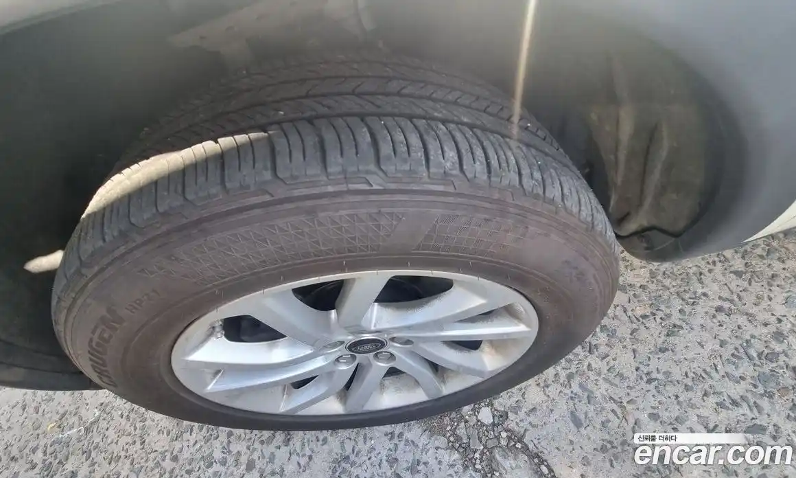 Land Rover Discovery Sport 2017 2.0 гидро в Москве № 1349625, фото 3
