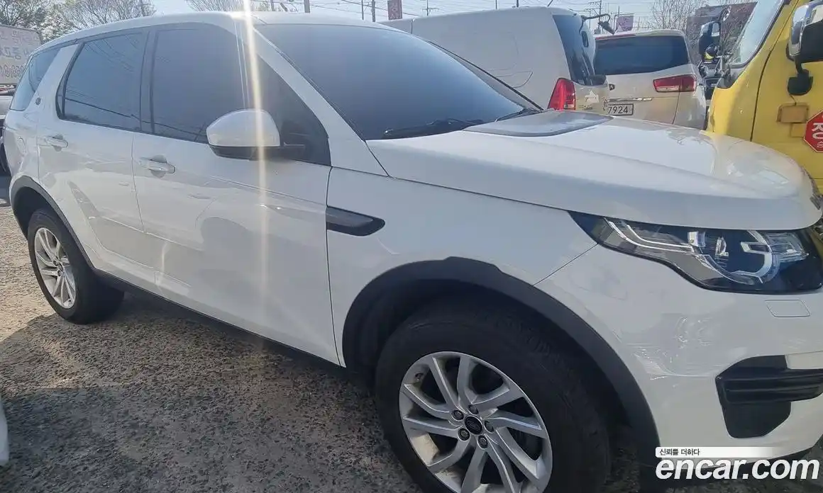 Land Rover Discovery Sport 2017 2.0 гидро в Москве № 1349625, фото 5