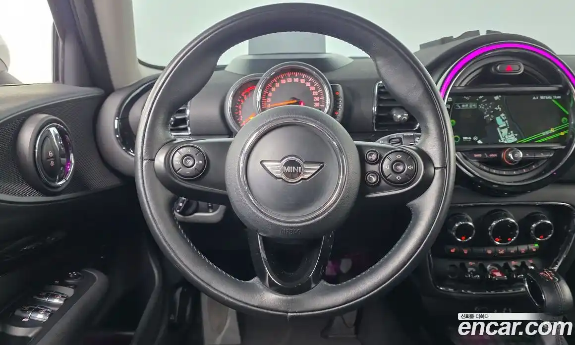 Mini Clubman 2017 1.5 гидро в Москве № 1349698, фото 17