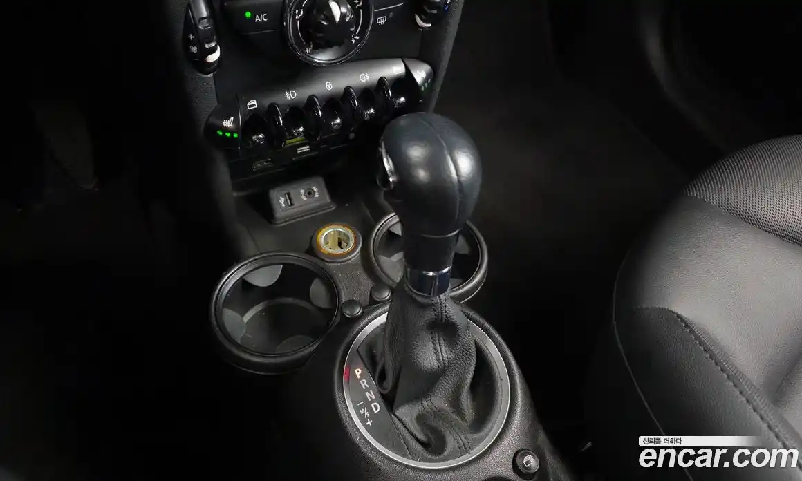 Mini Cooper 2013 1.6 гидро в Москве № 1349813, фото 9