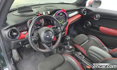 Mini Cooper 2015 2.0 гидро в Москве № 1349843, миниатюра 7