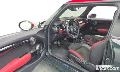 Mini Cooper 2015 2.0 гидро в Москве № 1349843, миниатюра 10