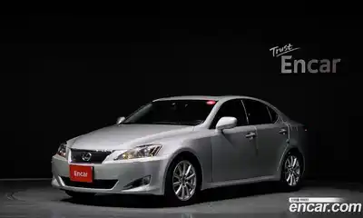 Lexus IS, 2005