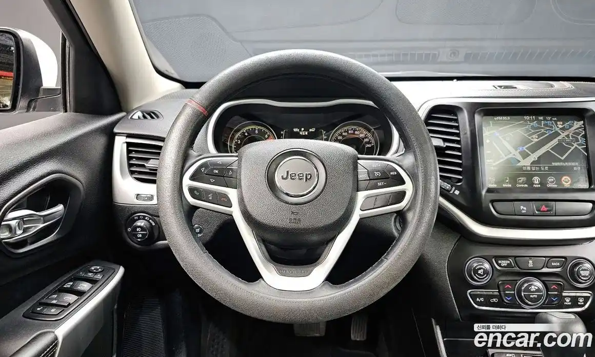 Jeep Cherokee 2017 2.4 гидро в Москве № 1350639, фото 12