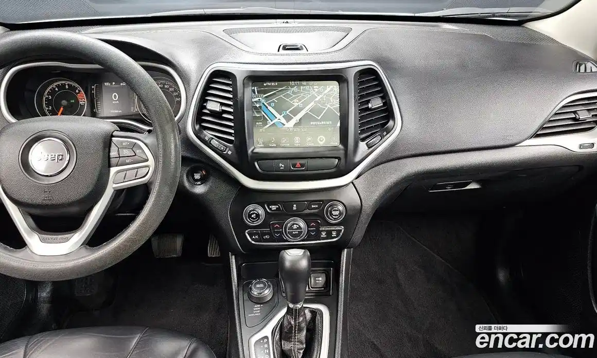 Jeep Cherokee 2017 2.4 гидро в Москве № 1350639, фото 13