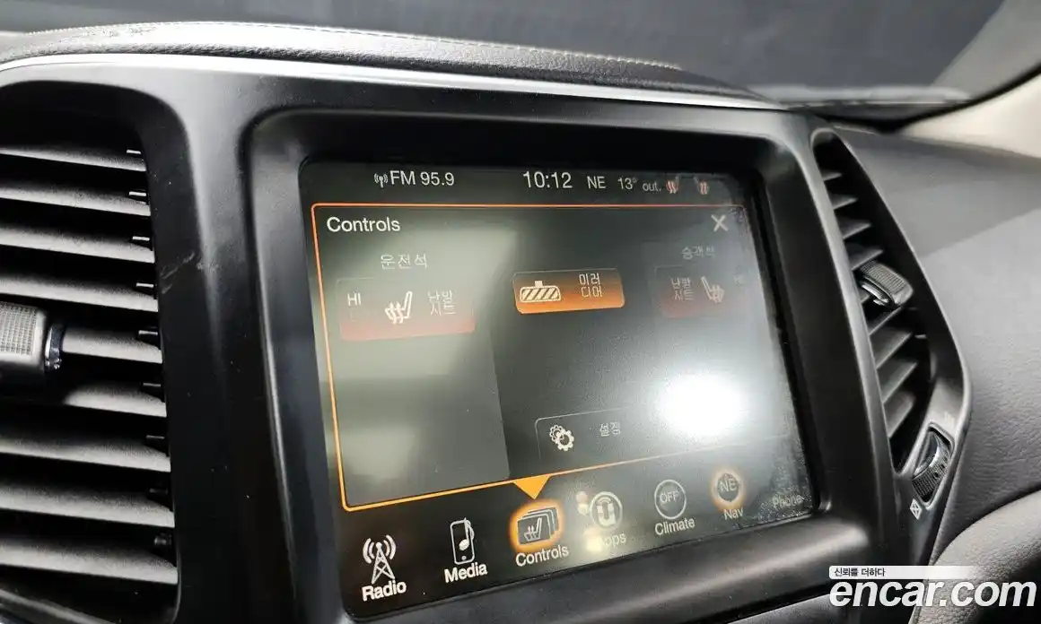 Jeep Cherokee 2017 2.4 гидро в Москве № 1350639, фото 15