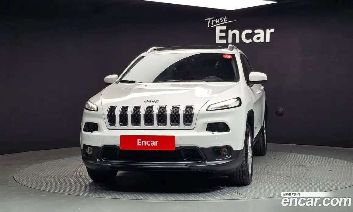Jeep Cherokee 2017 2.4 гидро в Москве № 1350639, фото 3