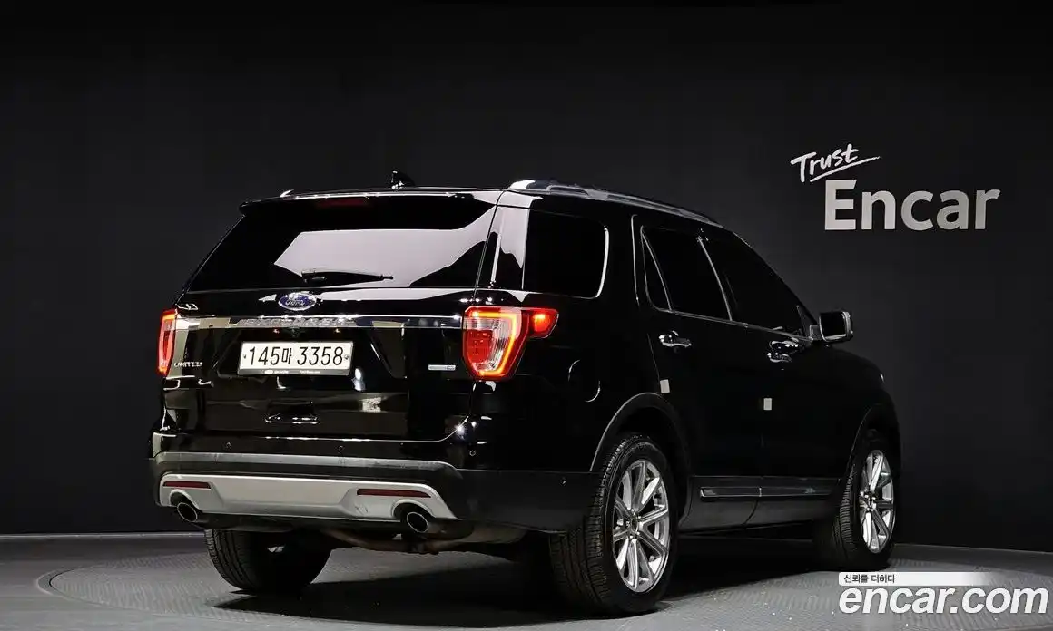 Ford Explorer 2016 2.3 гидро в Москве № 1350968, фото 2