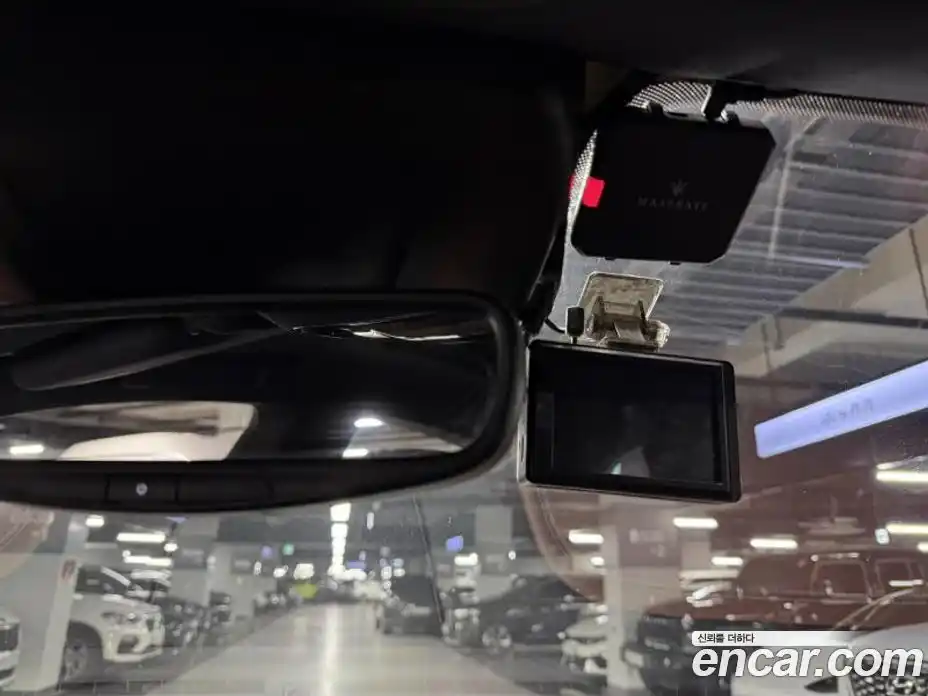 Maserati Levante 2017 3.0 гидро в Москве № 1351088, фото 14