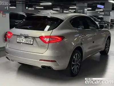 Maserati Levante 2017 3.0 гидро в Москве № 1351088, миниатюра 3