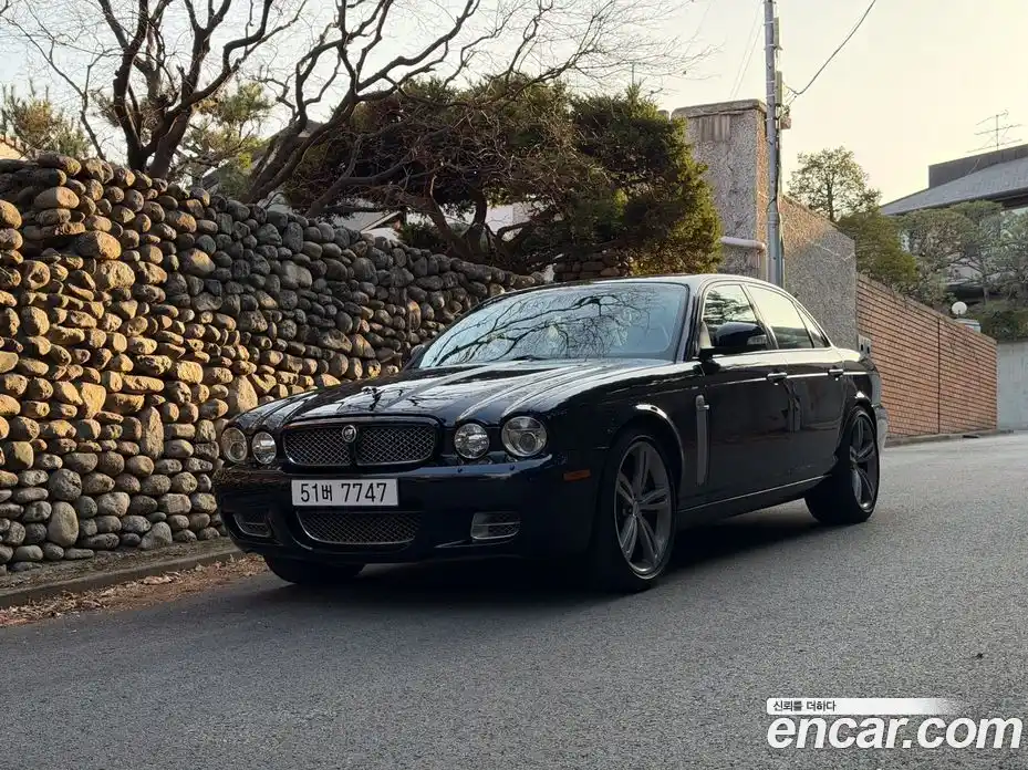 Jaguar XJR 2008 4.2 гидро в Москве № 1351182, фото 1