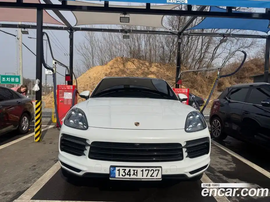 Porsche Cayenne 2020 3.0 гидро в Москве № 160664, фото 1