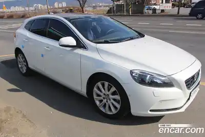Volvo V40 2015 1.6 гидро в Москве № 164865, миниатюра 2