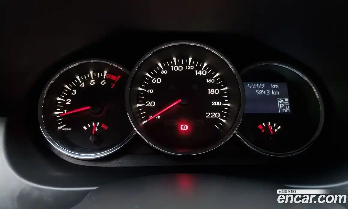 Renault SM3 2010 1.6 гидро в Москве № 180744, фото 8