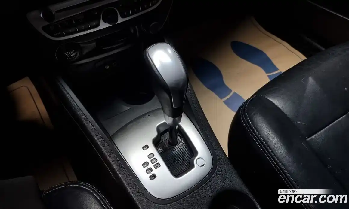 Renault SM3 2010 1.6 гидро в Москве № 180744, фото 9
