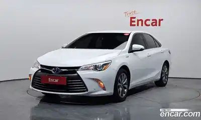 Toyota Camry, 2016
