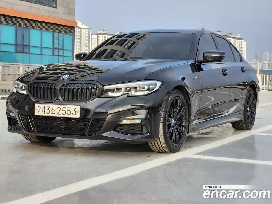 BMW 3-Series 2019 2.0 гидро в Москве № 192401, фото 1