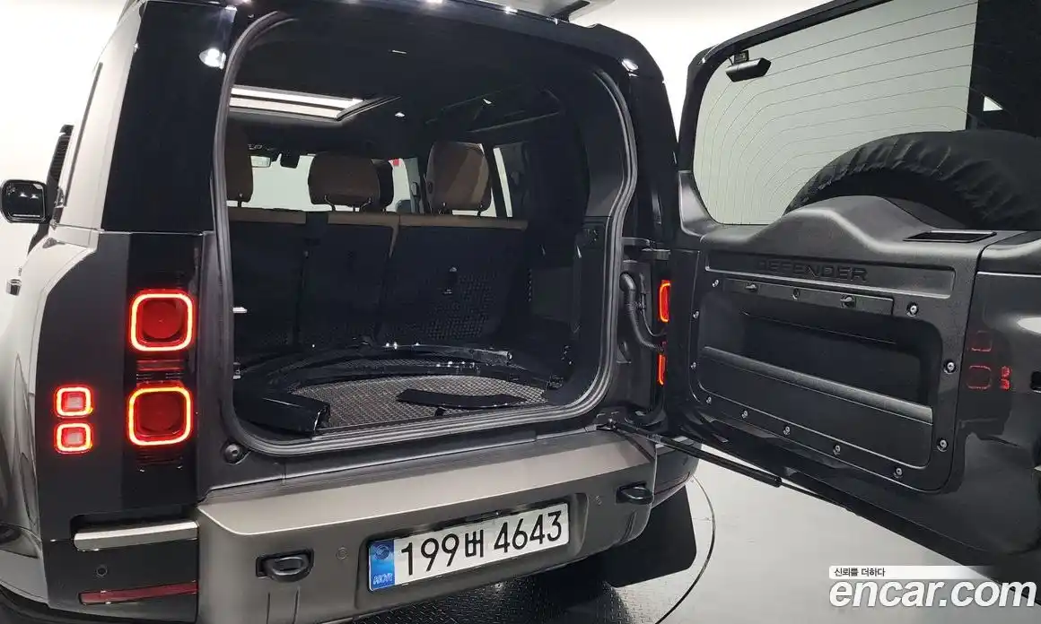 Land Rover Defender 2025 2.0 гидро в Москве № 198085, фото 20