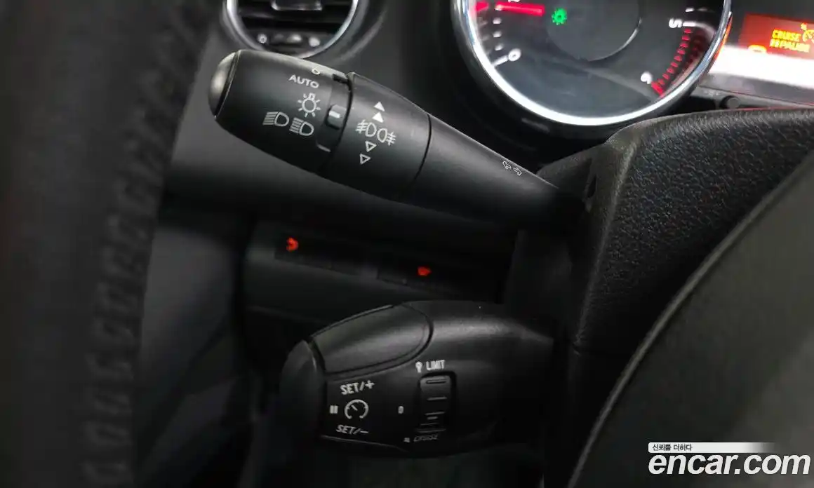 Peugeot 3008 2015 1.6 гидро в Москве № 234273, фото 17