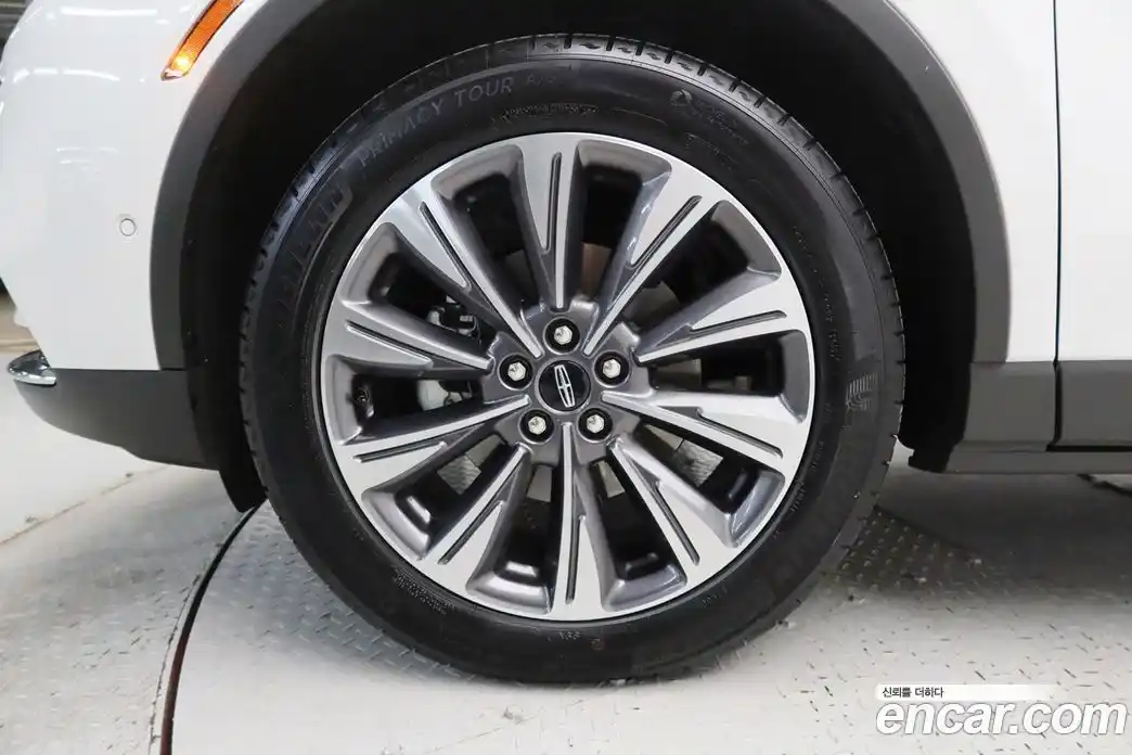 Lincoln Corsair 2022 2.0 гидро в Москве № 255858, фото 5