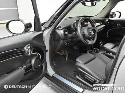 Mini Cooper 2022 1.5 гидро в Москве № 273968, миниатюра 11