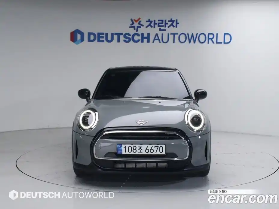 Mini Cooper 2022 1.5 гидро в Москве № 273968, фото 3