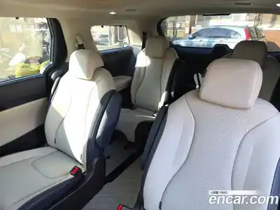 Kia Canival 2025 1.6 Автомат в Москве № 9595, миниатюра 10