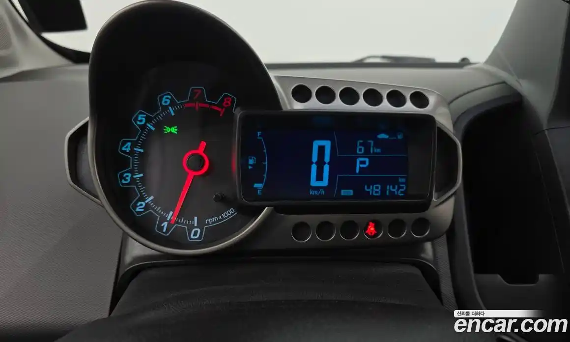Chevrolet Aveo 2014 1.6 гидро в Москве № 105492, фото 8