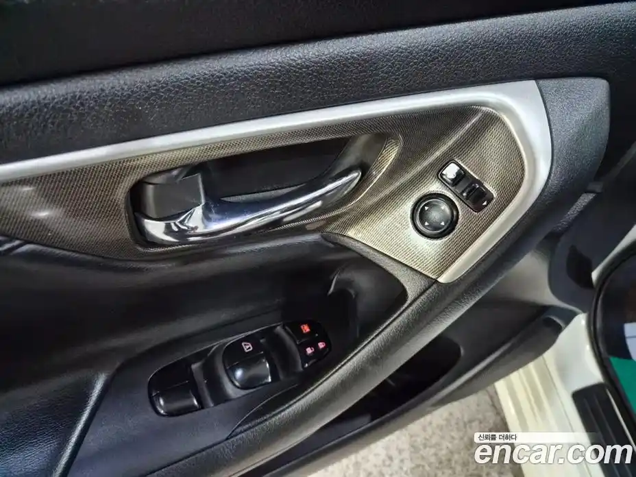 Nissan Altima 2016 2.5 гидро в Москве № 1072371, фото 15