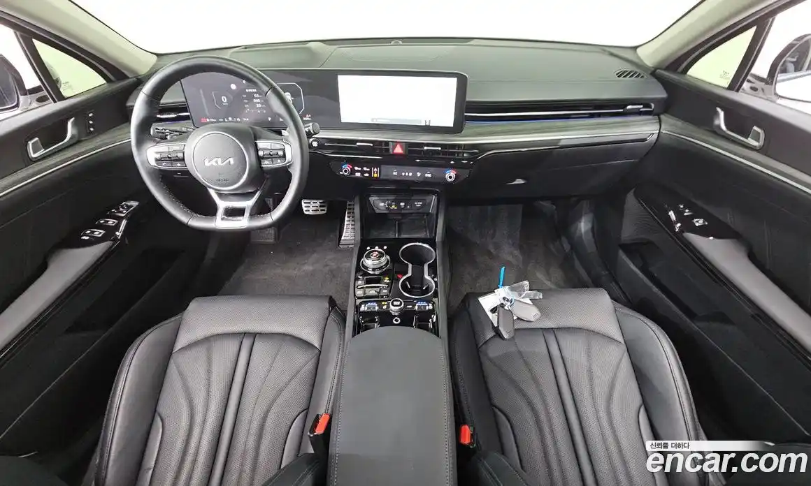 Kia K5 2025 1.6 гидро в Москве № 114168, фото 7