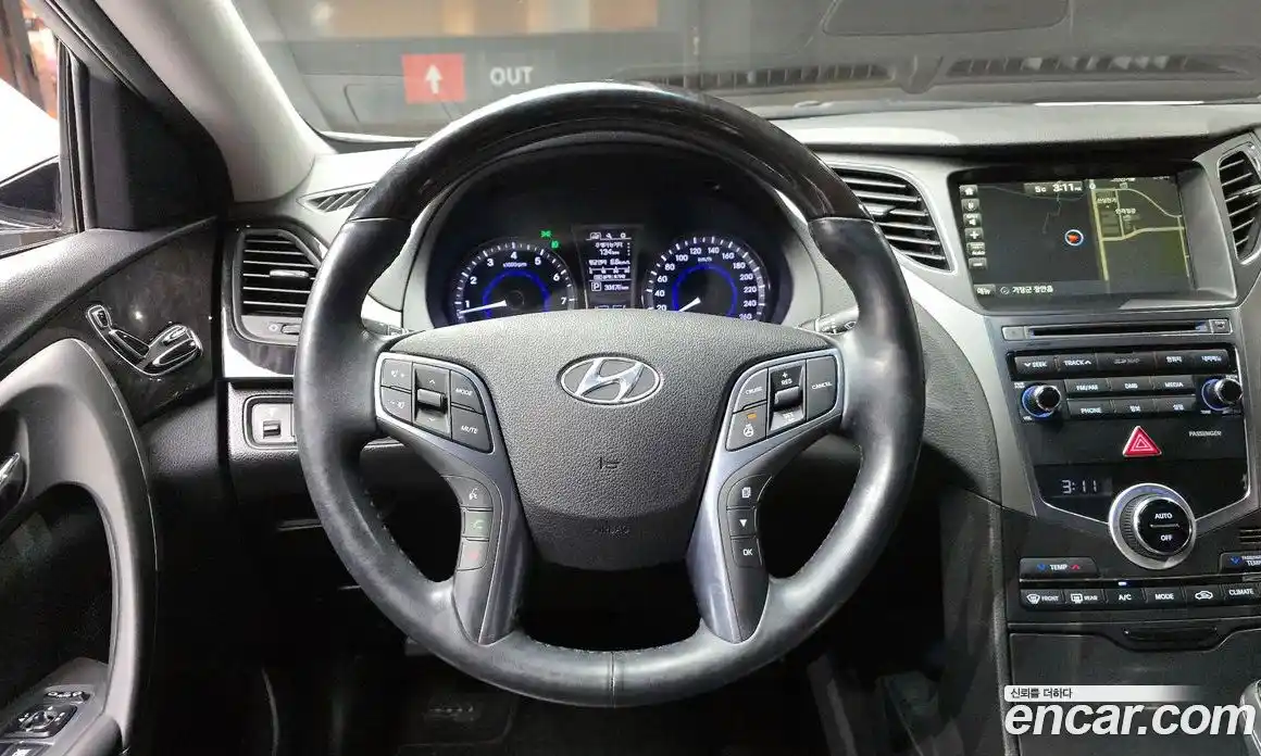 Hyundai Grandeur 2015 2.4 гидро в Москве № 119690, фото 13