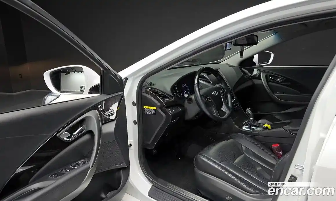 Hyundai Grandeur 2015 2.4 гидро в Москве № 119690, фото 10