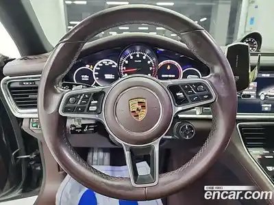 Porsche Panamera 2018 3.0 гидро в Москве № 1292729, миниатюра 9