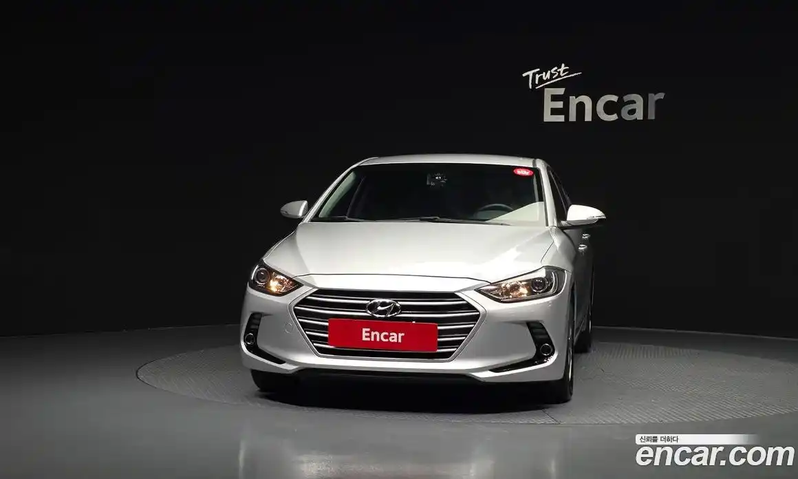 Hyundai Avante 2016 1.6 гидро в Москве № 1317543, фото 3