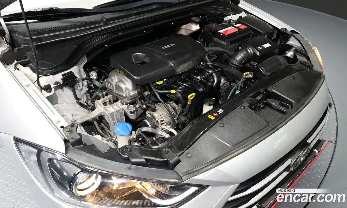 Hyundai Avante 2016 1.6 гидро в Москве № 1317543, фото 6