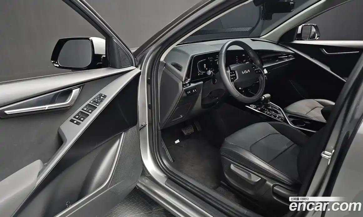 Kia Niro 2023 1.6 гидро в Москве № 1318301, фото 11