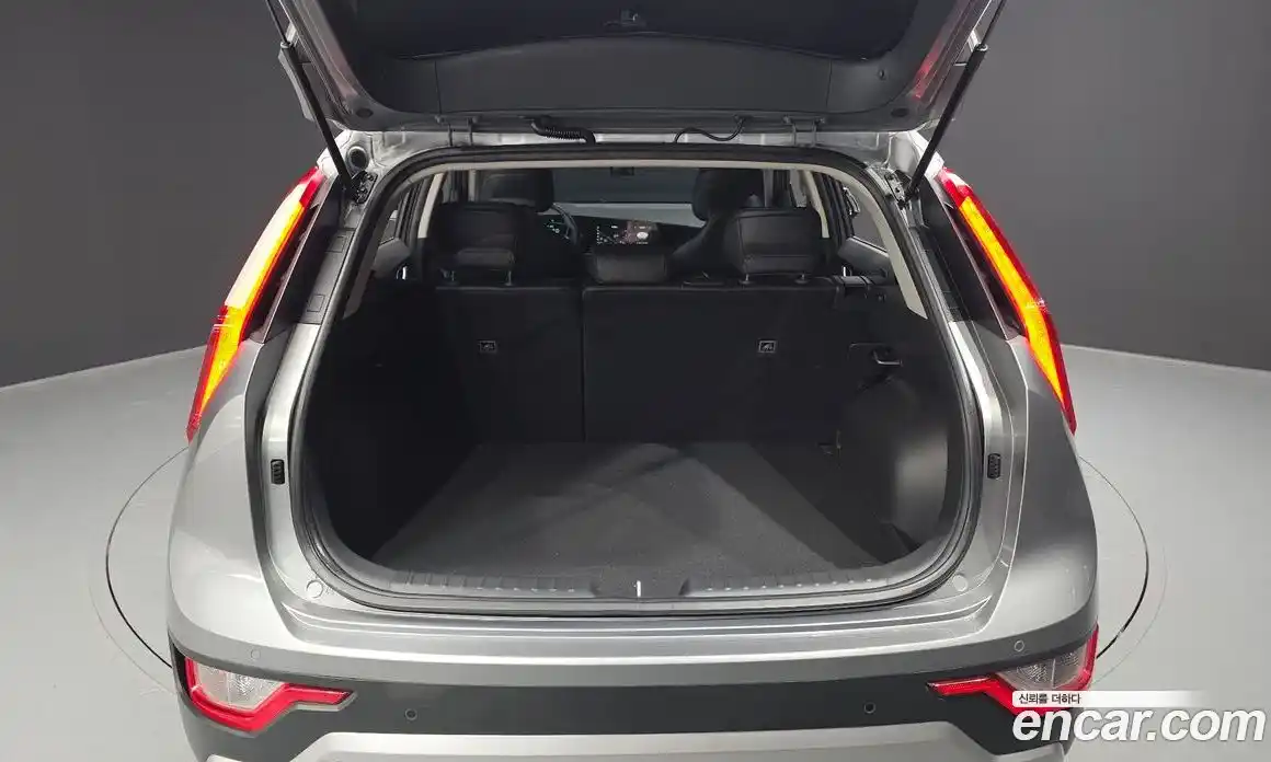 Kia Niro 2023 1.6 гидро в Москве № 1318301, фото 20