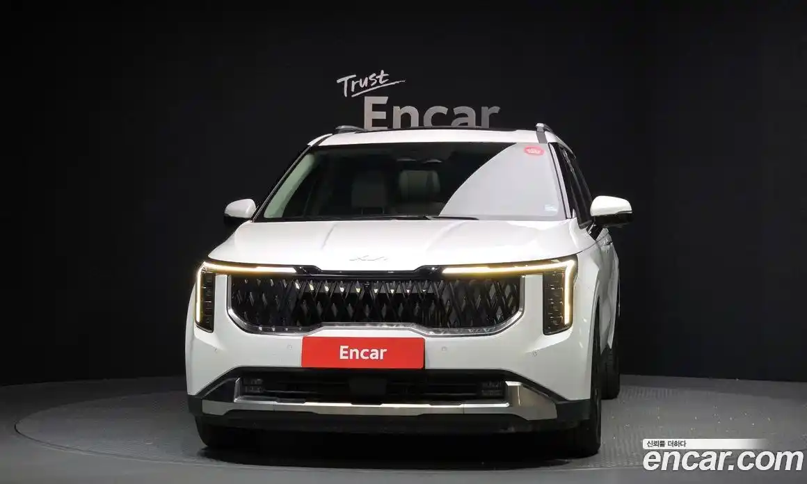 Kia Canival 2024 1.6 Автомат в Москве № 1318353, фото 3