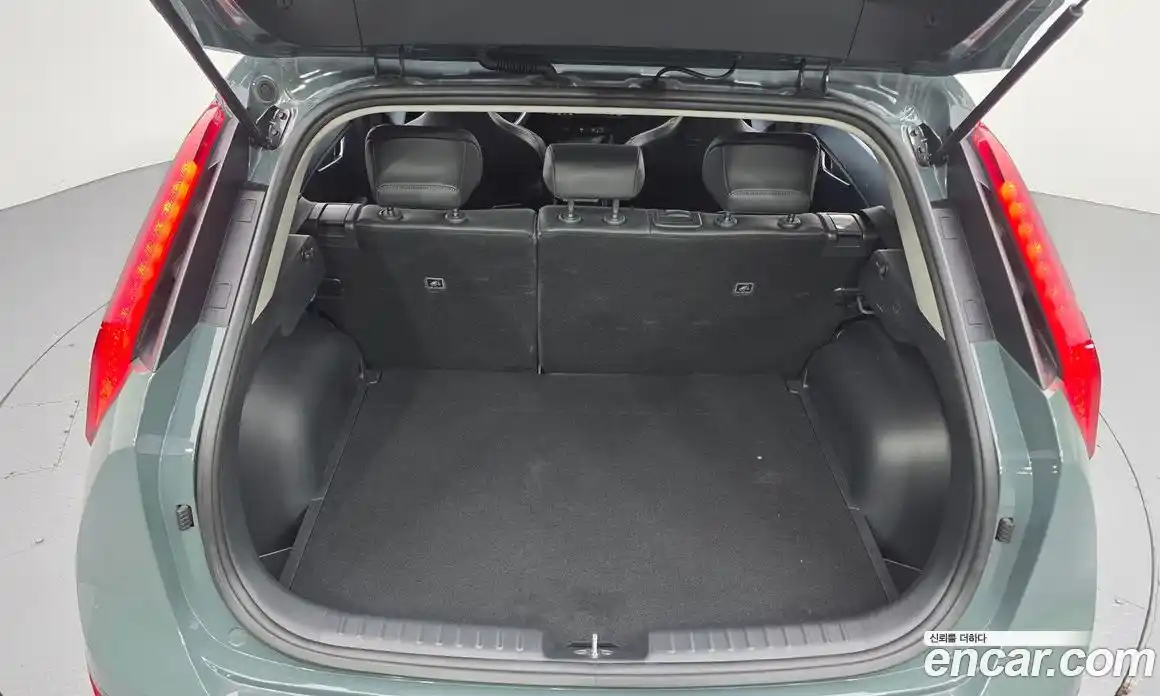 Kia Niro 2023 1.6 гидро в Москве № 1318592, фото 20