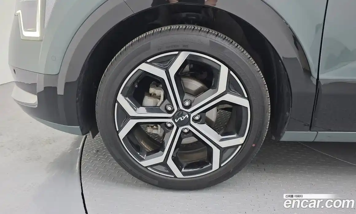 Kia Niro 2023 1.6 гидро в Москве № 1318592, фото 5
