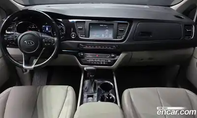 Kia Canival 2019 2.2 Автомат в Москве № 1318664, миниатюра 7