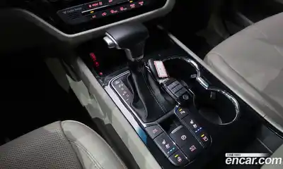 Kia Canival 2019 2.2 Автомат в Москве № 1318664, миниатюра 9