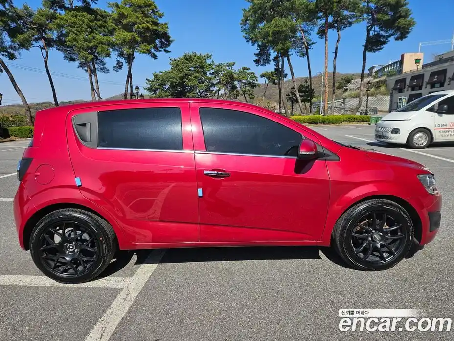Chevrolet Aveo 2013 1.6 механика в Москве № 1321062, фото 12